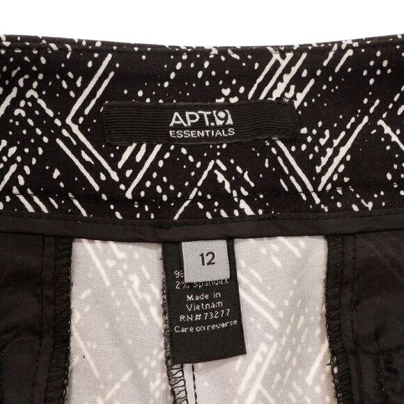 Apt 9 Chino Shorts Size 12 Womens Black White Print Cuffed Stretch W33 Inseam 5 - Picture 8 of 11